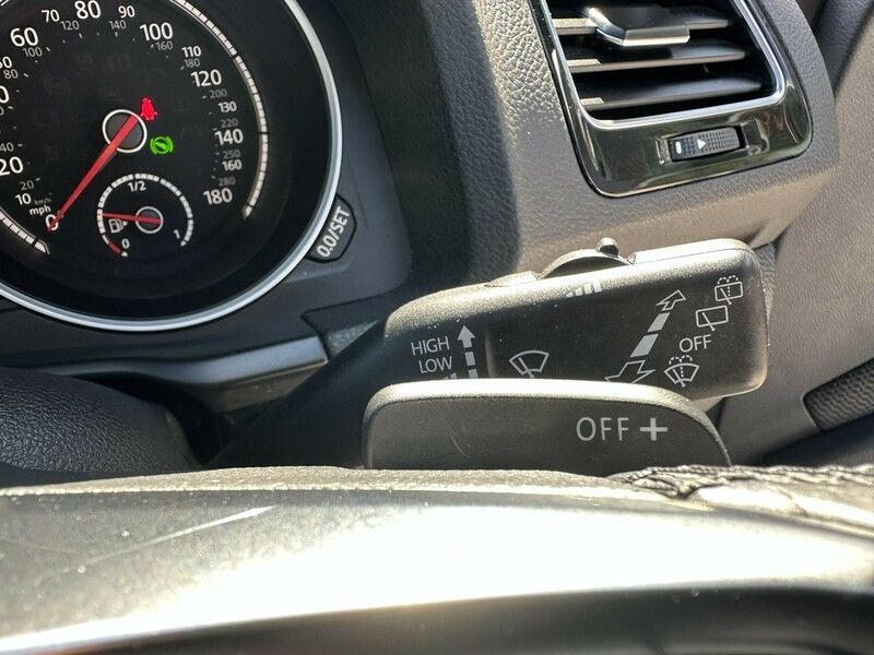 Used Volkswagen Scirocco 2018 for sale - 76035005: Photo 32