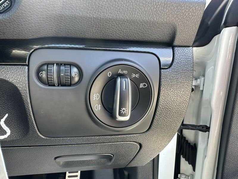 Used Volkswagen Scirocco 2018 for sale - 76035005: Photo 33