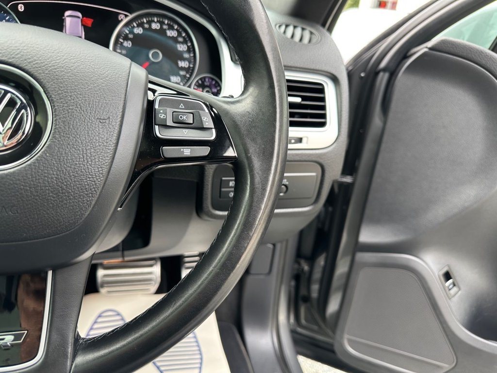 Used Volkswagen Touareg 2017 for sale - 76147907: Photo 33