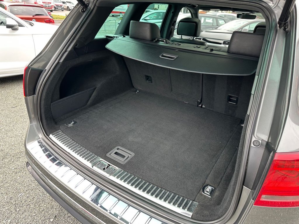 Used Volkswagen Touareg 2017 for sale - 76147907: Photo 41