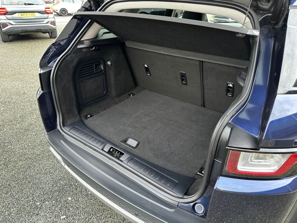 Used Land Rover Range Rover Evoque 2017 for sale - 77356157: Photo 38