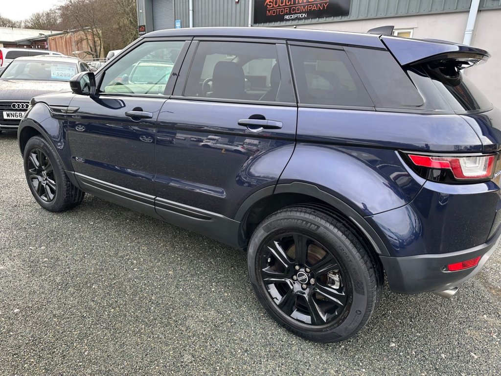 Used Land Rover Range Rover Evoque 2017 for sale - 77356157: Photo 41