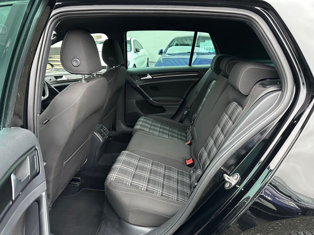 Used Volkswagen Golf 2014 for sale - 76291473: Photo 16