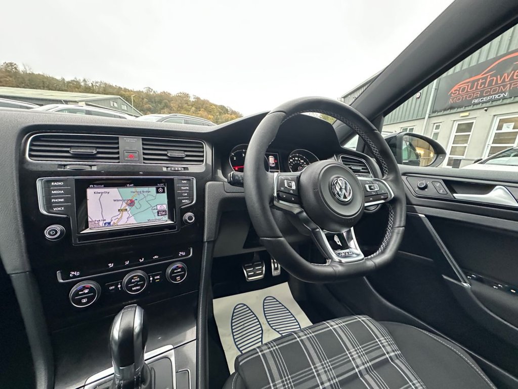 Used Volkswagen Golf 2014 for sale - 76291473: Photo 20