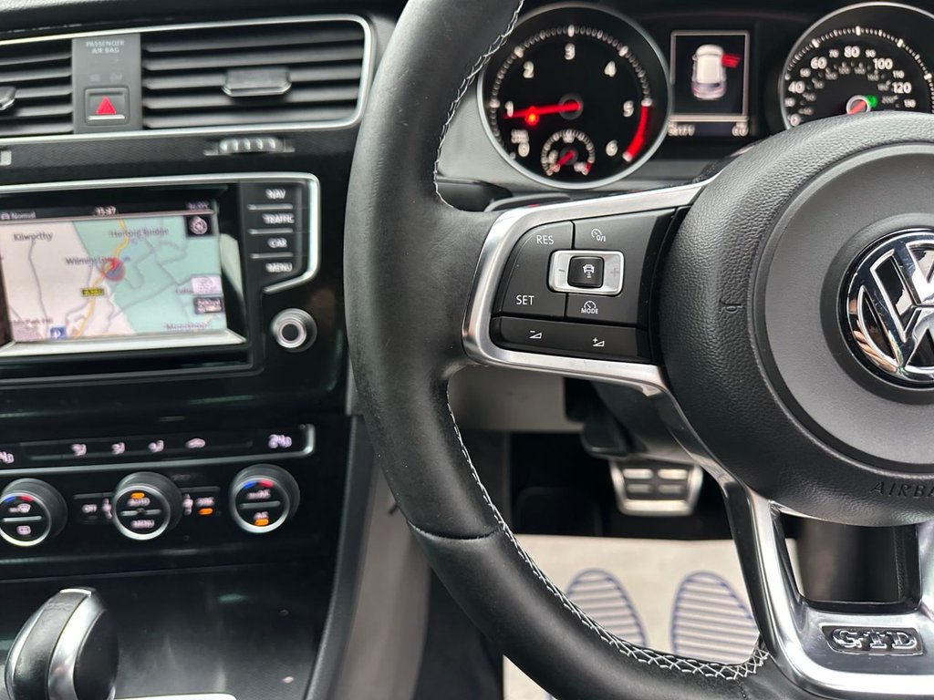 Used Volkswagen Golf 2014 for sale - 76291473: Photo 30