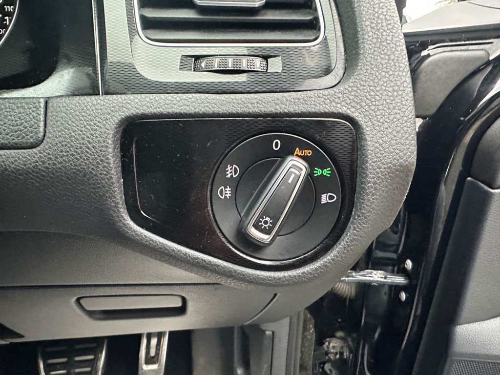 Used Volkswagen Golf 2014 for sale - 76291473: Photo 34