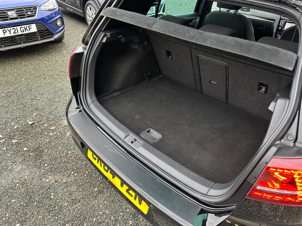 Used Volkswagen Golf 2014 for sale - 76291473: Photo 38