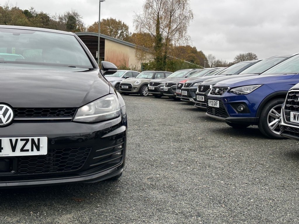 Used Volkswagen Golf 2014 for sale - 76291473: Photo 44