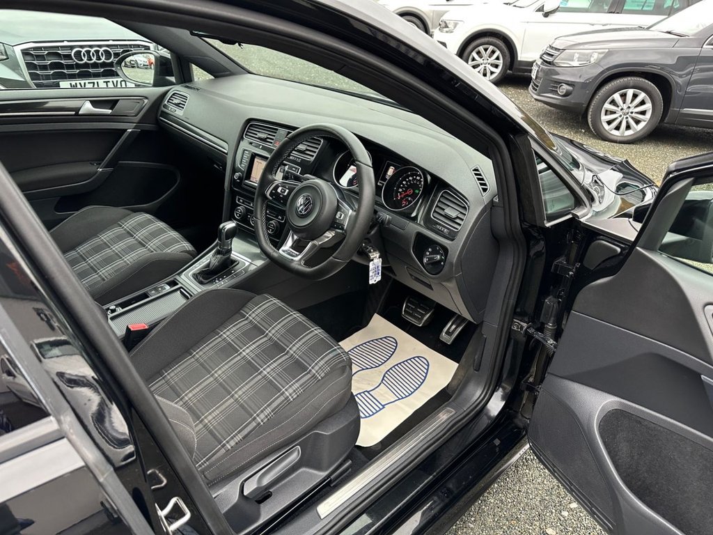 Used Volkswagen Golf 2014 for sale - 76291473: Photo 9