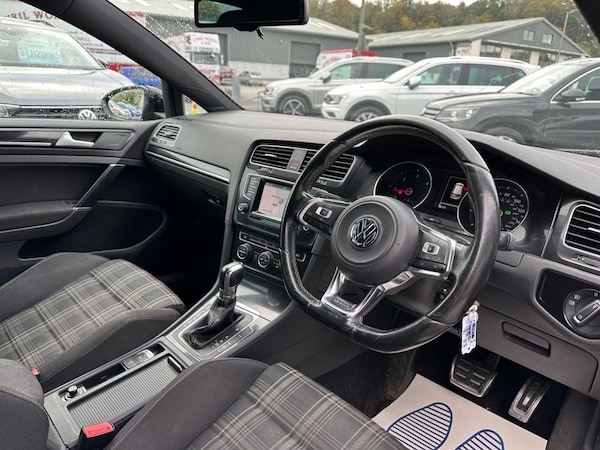 Used Volkswagen Golf 2014 for sale - 76291473: Photo 9