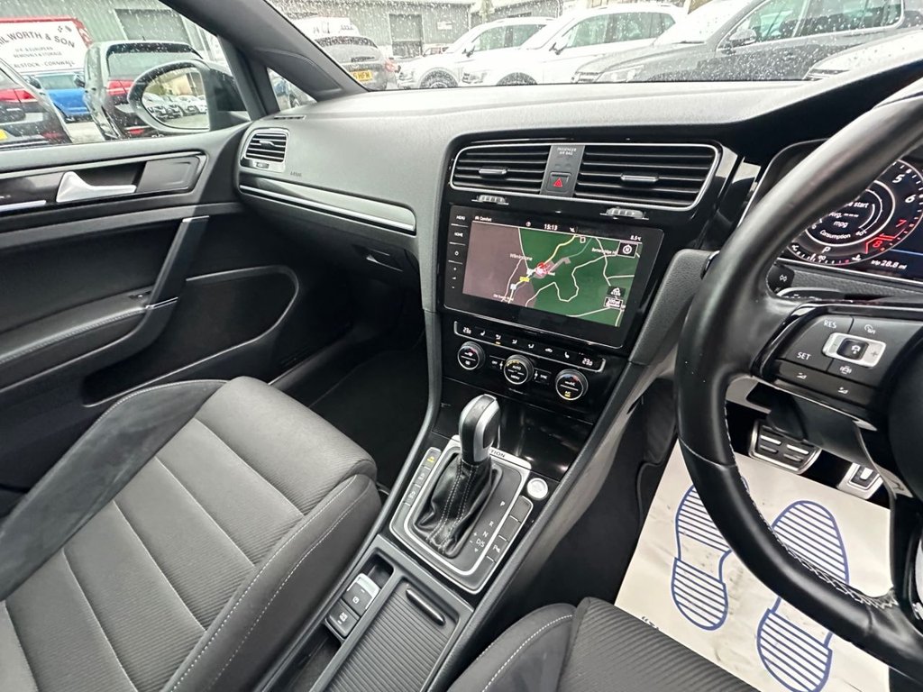 Used Volkswagen Golf 2020 for sale - 76536160: Photo 21