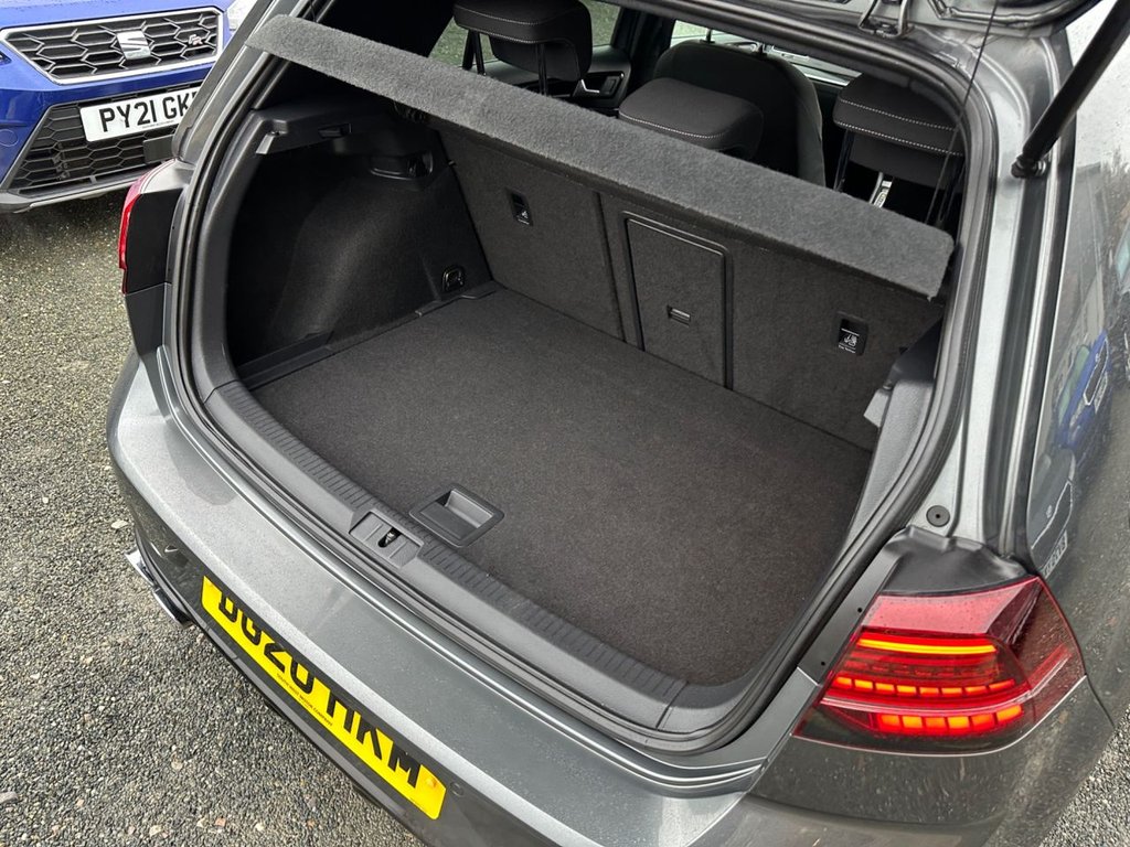 Used Volkswagen Golf 2020 for sale - 76536160: Photo 39