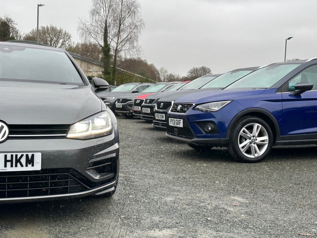 Used Volkswagen Golf 2020 for sale - 76536160: Photo 45