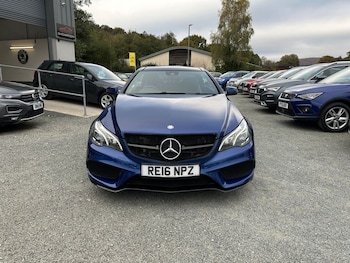 Used Mercedes-Benz E Class 2016 for sale - 76280232: Photo 2