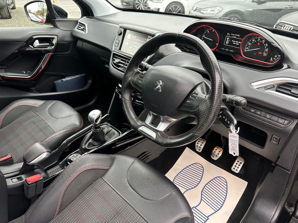 Used Peugeot 2008 2017 for sale - 77976409: Photo 10