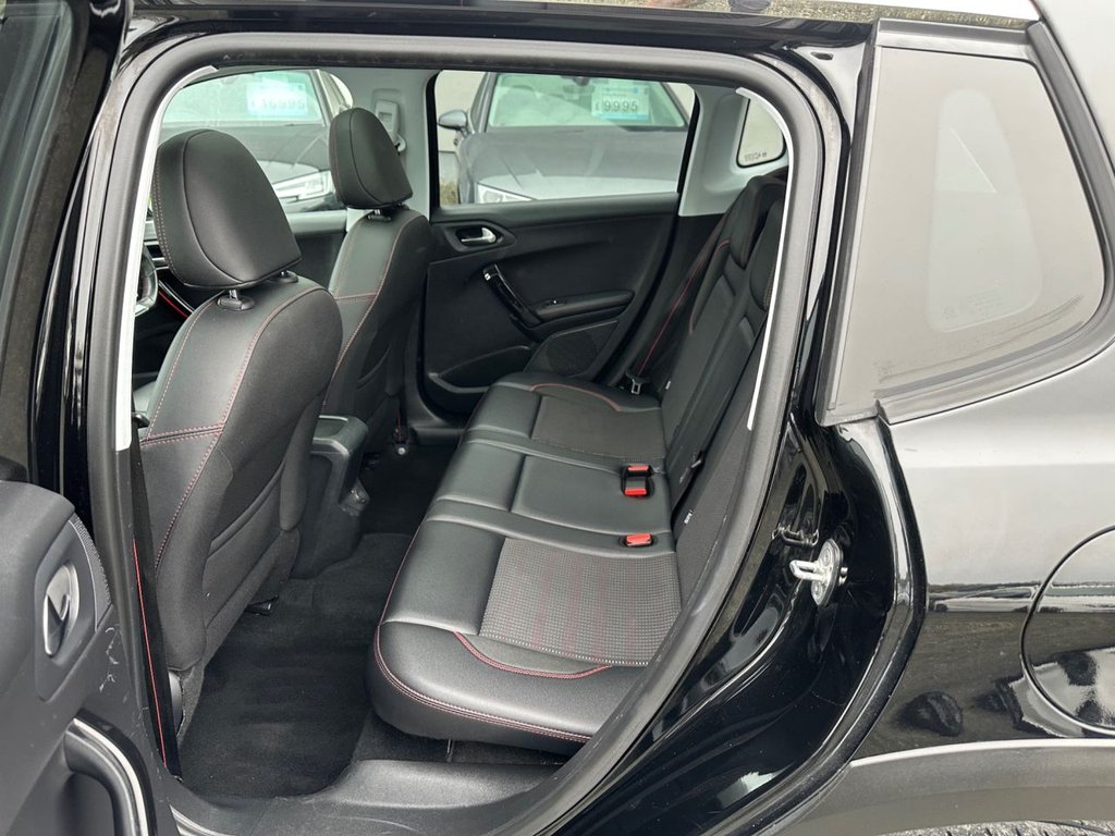 Used Peugeot 2008 2017 for sale - 77976409: Photo 16