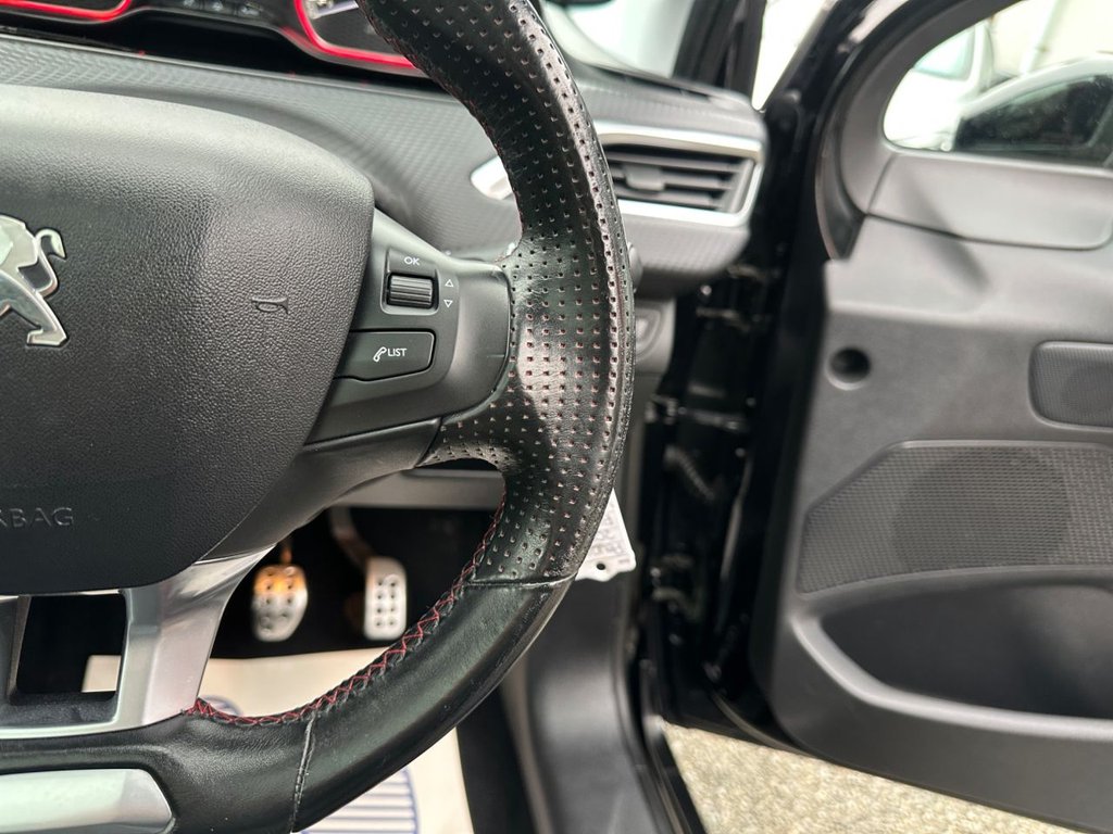 Used Peugeot 2008 2017 for sale - 77976409: Photo 31