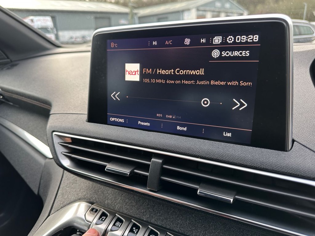 Used Peugeot 3008 2018 for sale - 77370110: Photo 25