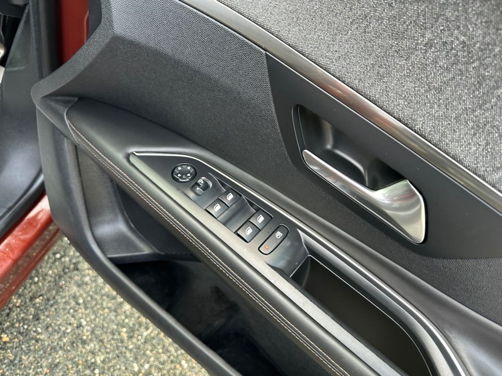 Used Peugeot 3008 2018 for sale - 77370110: Photo 38