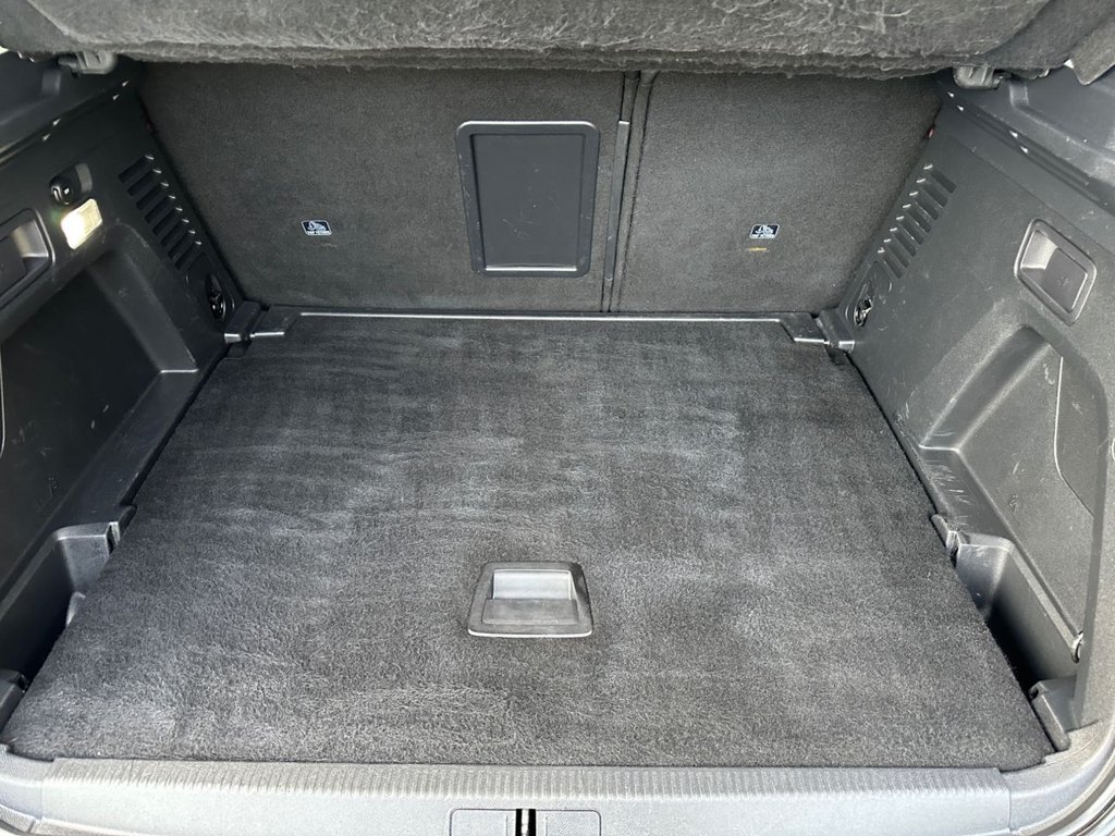 Used Peugeot 3008 2018 for sale - 77370110: Photo 40