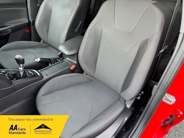 Used Ford Focus 2017 for sale - 76034984: Photo 12