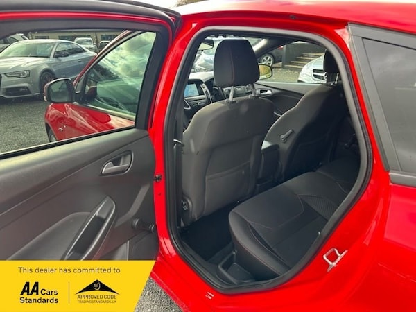 Used Ford Focus 2017 for sale - 76034984: Photo 13