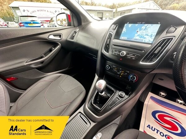 Used Ford Focus 2017 for sale - 76034984: Photo 19