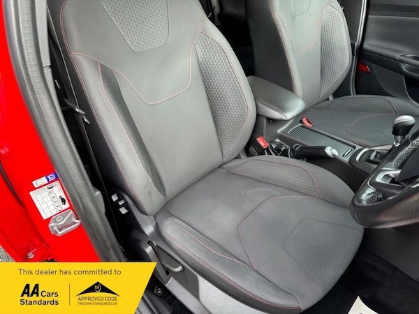 Used Ford Focus 2017 for sale - 76034984: Photo 9
