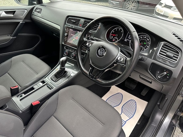 Used Volkswagen Golf 2018 for sale - 76235848: Photo 10