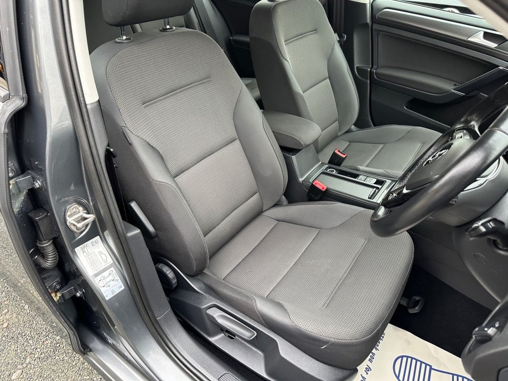 Used Volkswagen Golf 2018 for sale - 76235848: Photo 11