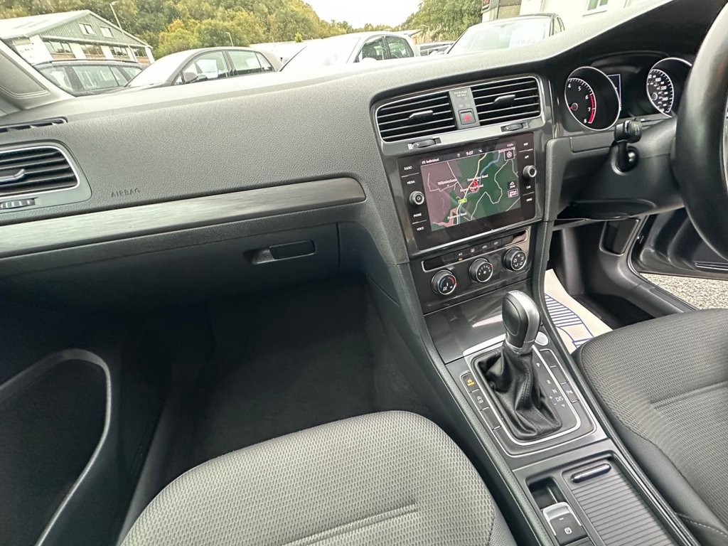 Used Volkswagen Golf 2018 for sale - 76235848: Photo 22