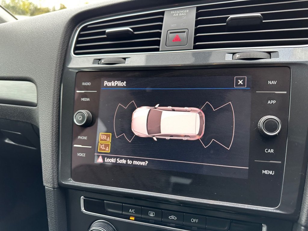 Used Volkswagen Golf 2018 for sale - 76235848: Photo 29