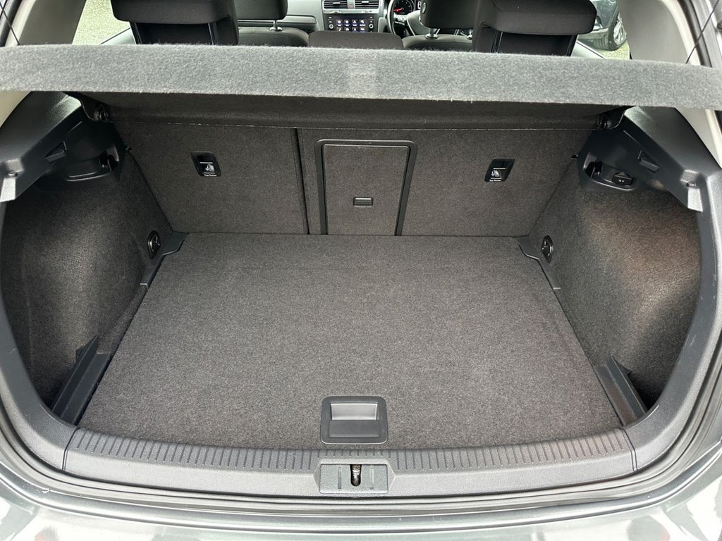 Used Volkswagen Golf 2018 for sale - 76235848: Photo 37