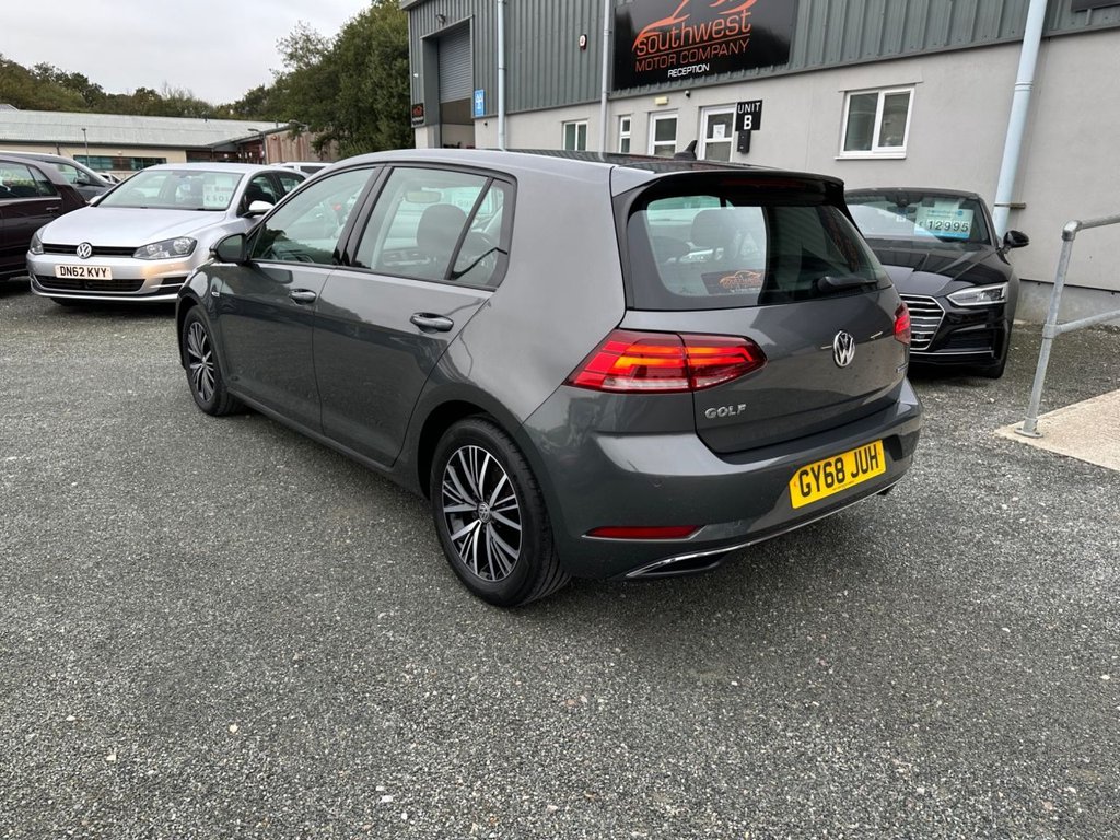 Used Volkswagen Golf 2018 for sale - 76235848: Photo 4