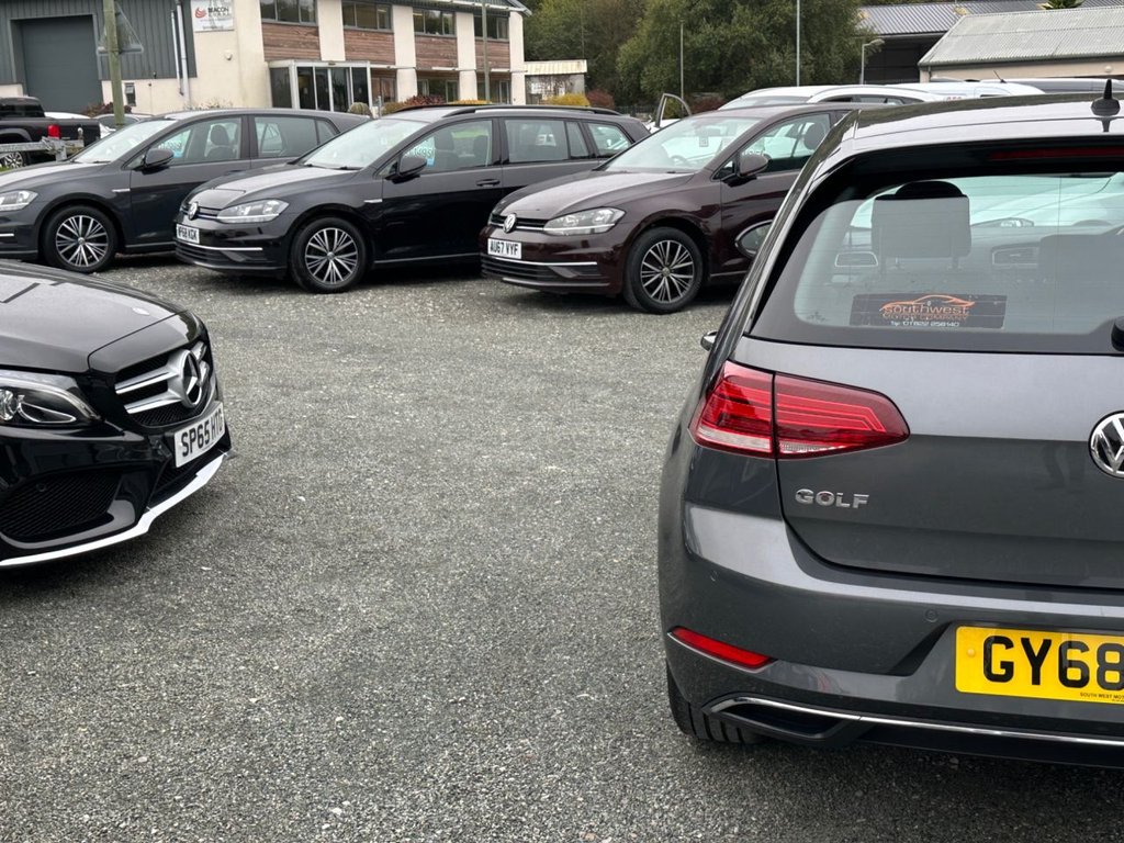 Used Volkswagen Golf 2018 for sale - 76235848: Photo 46