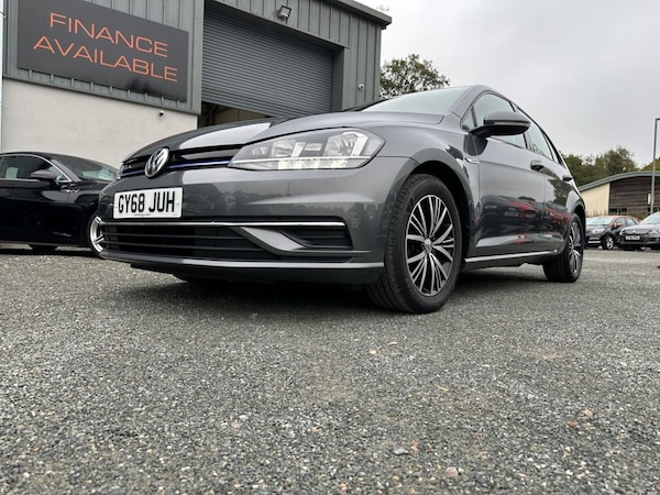 Used Volkswagen Golf 2018 for sale - 76235848: Photo 50