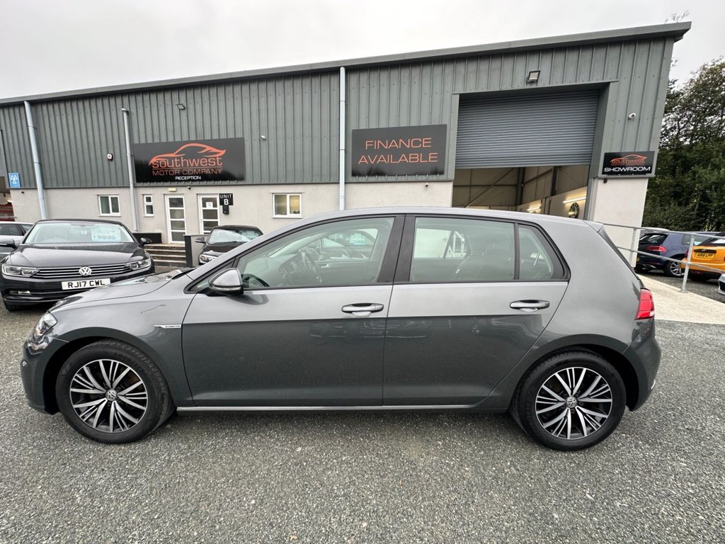 Used Volkswagen Golf 2018 for sale - 76235848: Photo 7