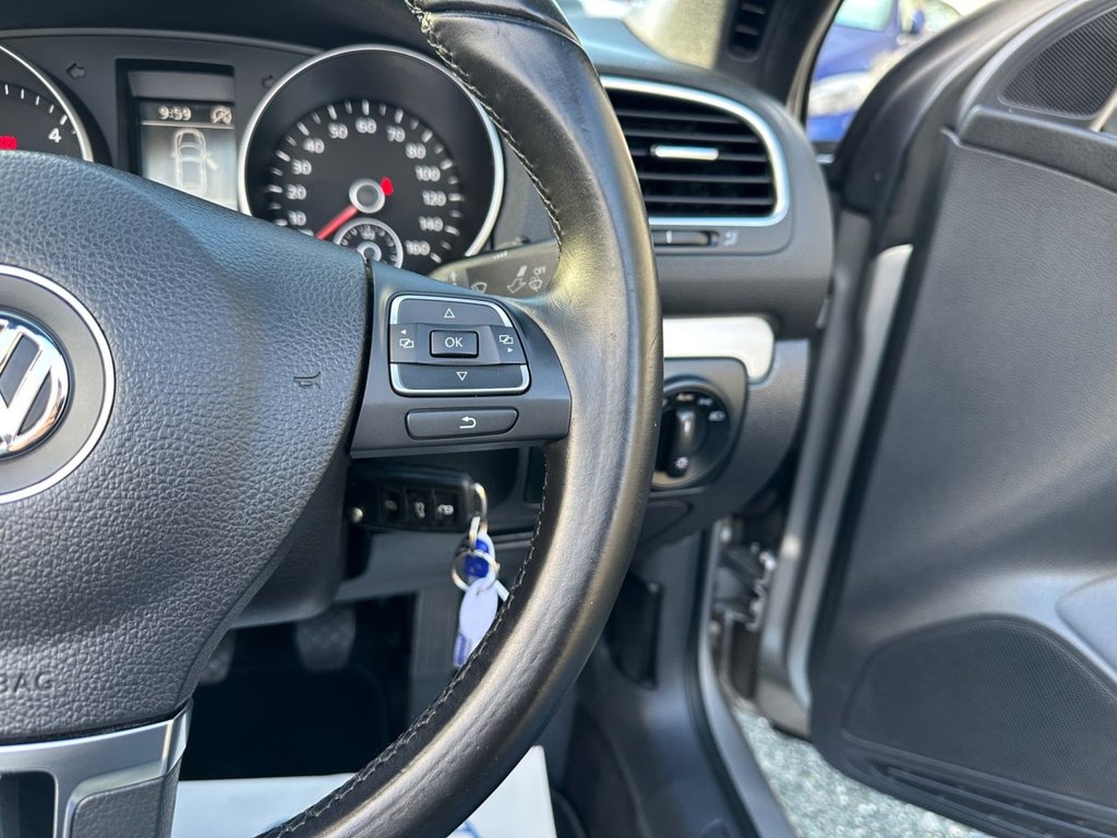 Used Volkswagen Golf 2014 for sale - 77250671: Photo 35