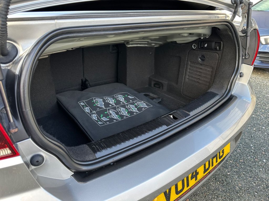 Used Volkswagen Golf 2014 for sale - 77250671: Photo 38