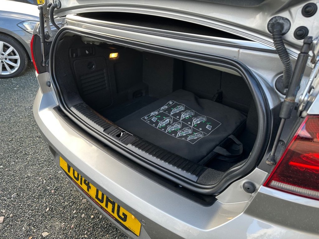 Used Volkswagen Golf 2014 for sale - 77250671: Photo 40