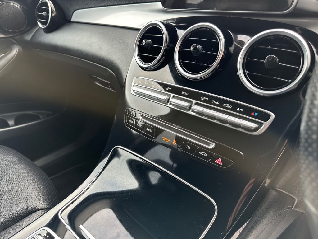 Used Mercedes-Benz GLC 2018 for sale - 76406617: Photo 28