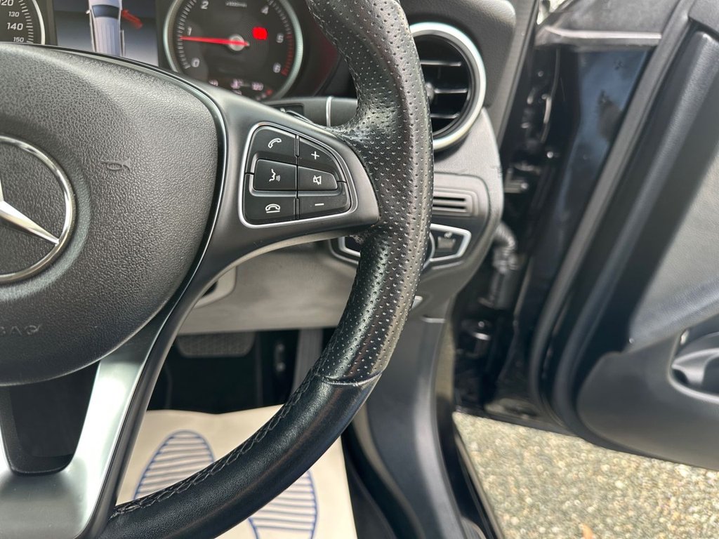 Used Mercedes-Benz GLC 2018 for sale - 76406617: Photo 31