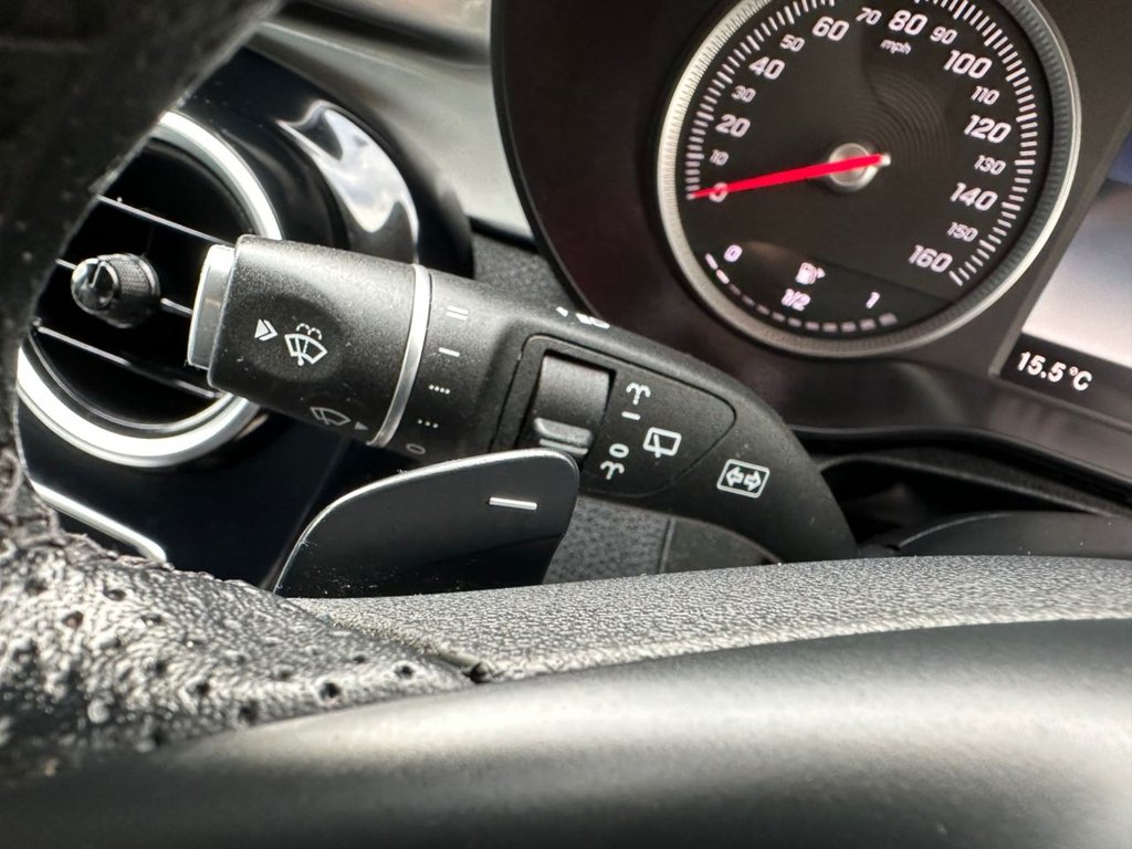 Used Mercedes-Benz GLC 2018 for sale - 76406617: Photo 32