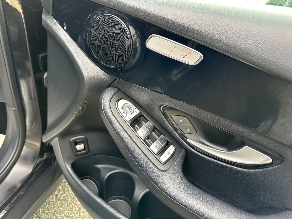 Used Mercedes-Benz GLC 2018 for sale - 76406617: Photo 35