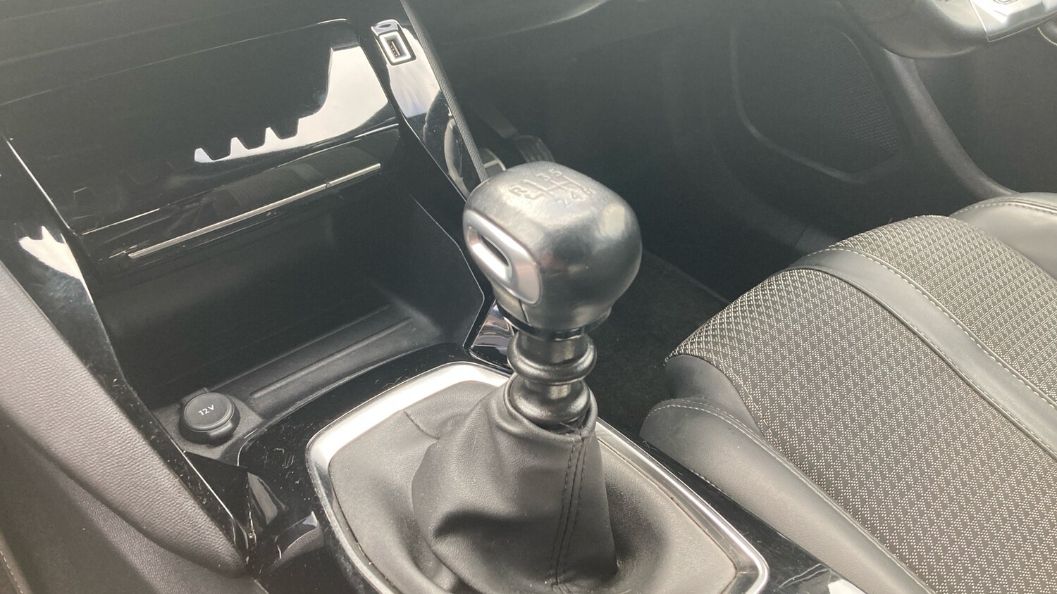 Used Peugeot 2008 2023 for sale - 78190868: Photo 13