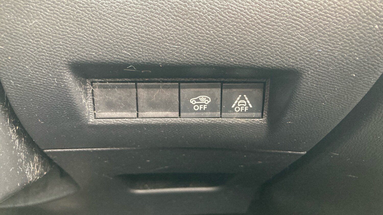 Used Peugeot 2008 2023 for sale - 78190868: Photo 24