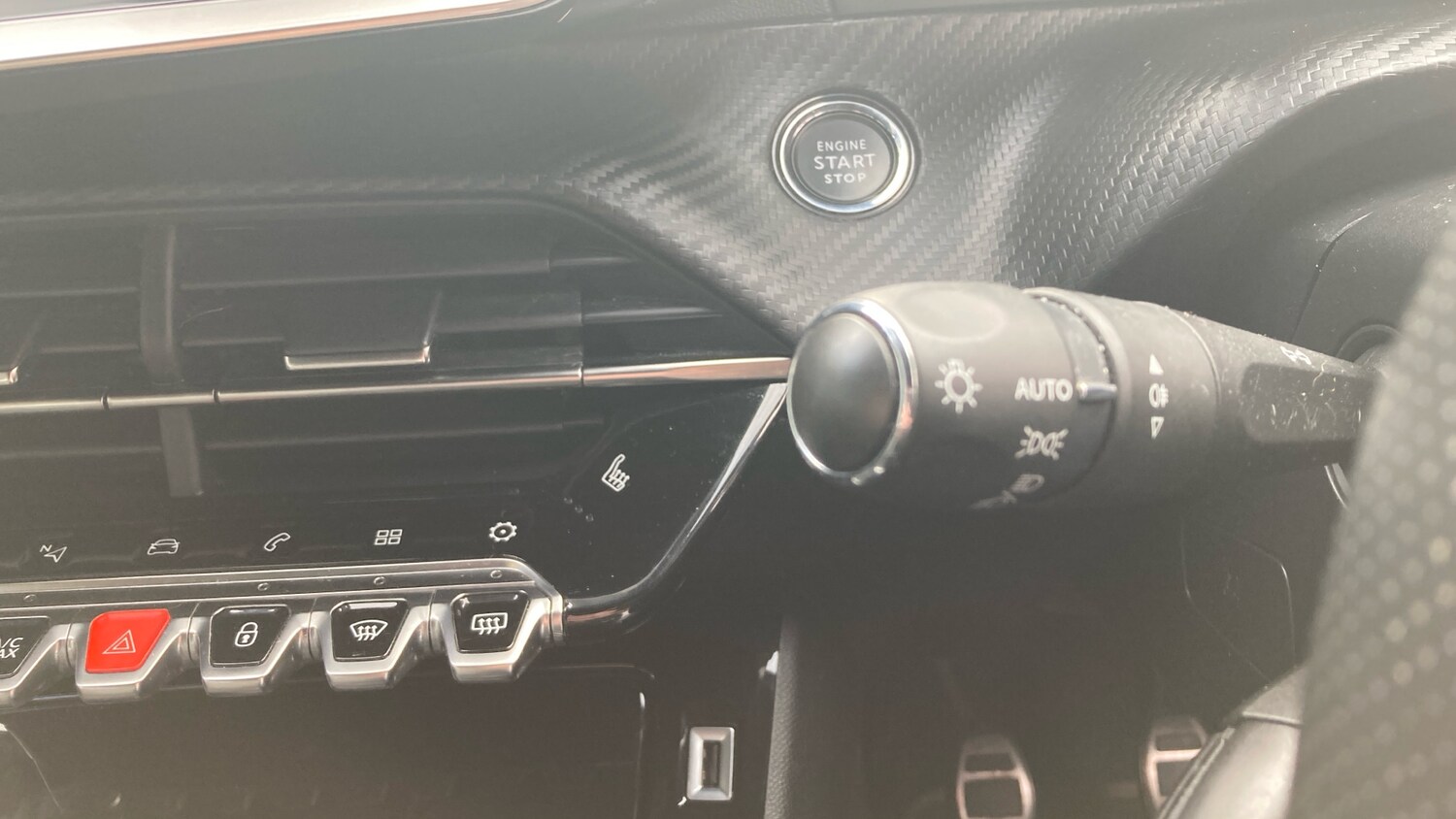 Used Peugeot 2008 2023 for sale - 78190868: Photo 25