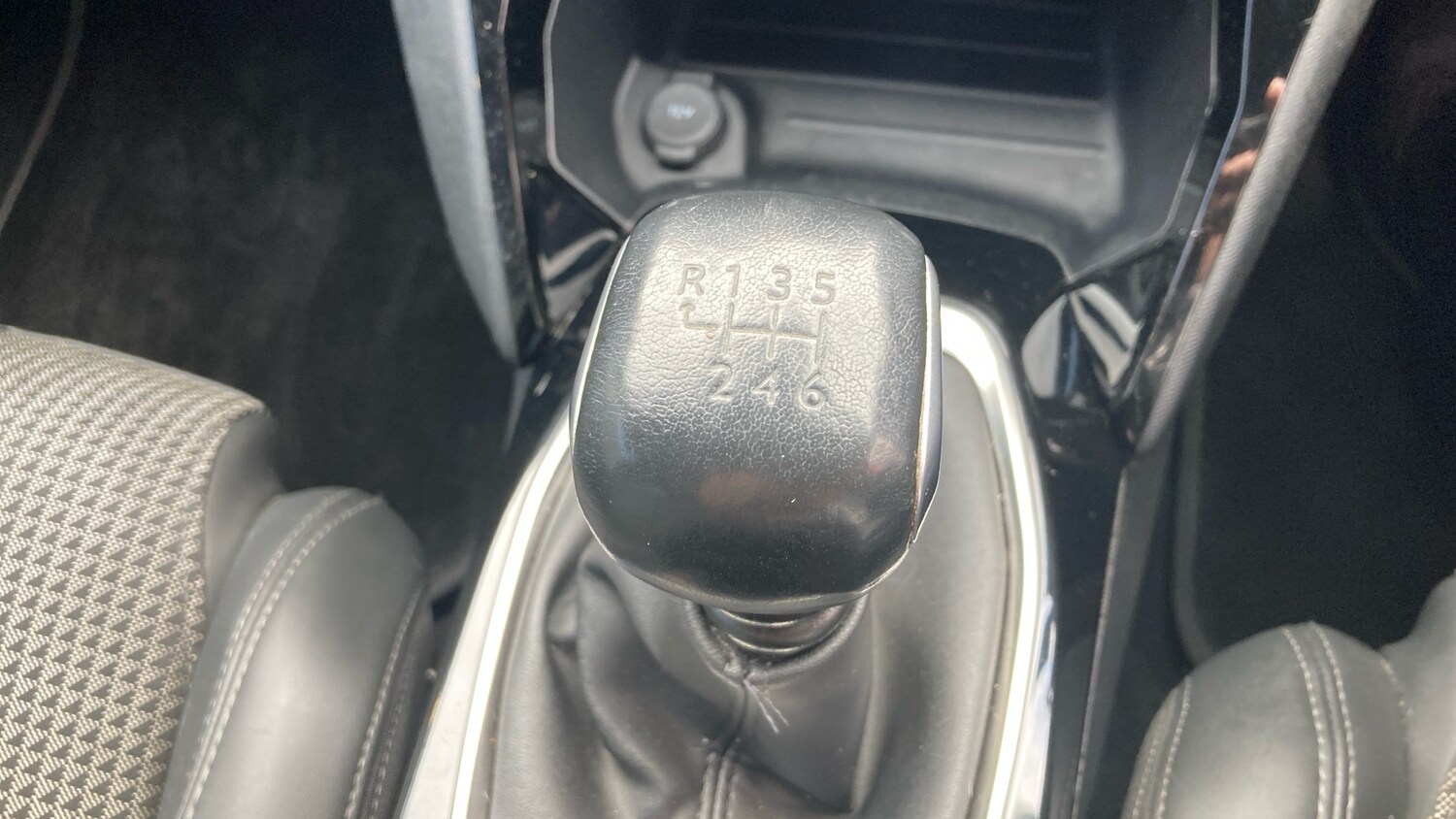 Used Peugeot 2008 2023 for sale - 78190868: Photo 39