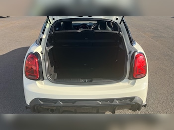 Used MINI Hatch 2022 for sale - 75661788: Photo