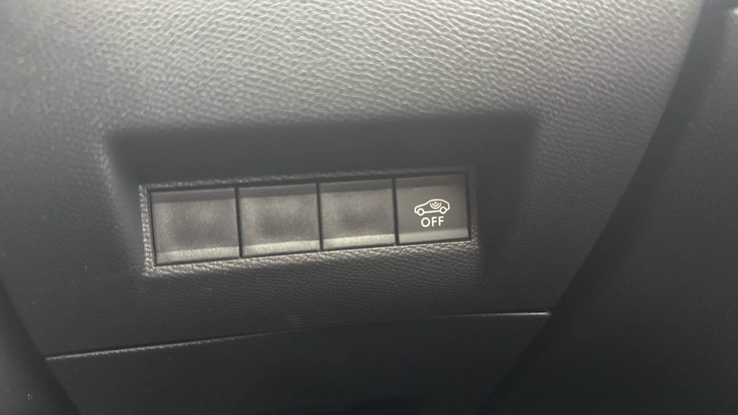Used Peugeot 2008 2024 for sale - 76290456: Photo 23
